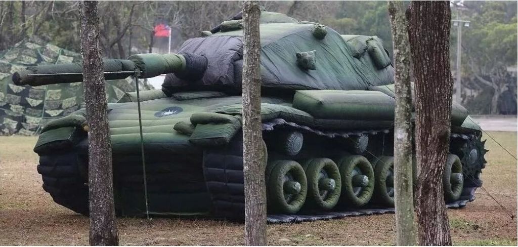 惠东军用充气坦克